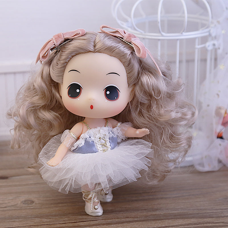 Muñeca original Ddung Doll bailarina articulada Newplay - detalle ojos kawaii
