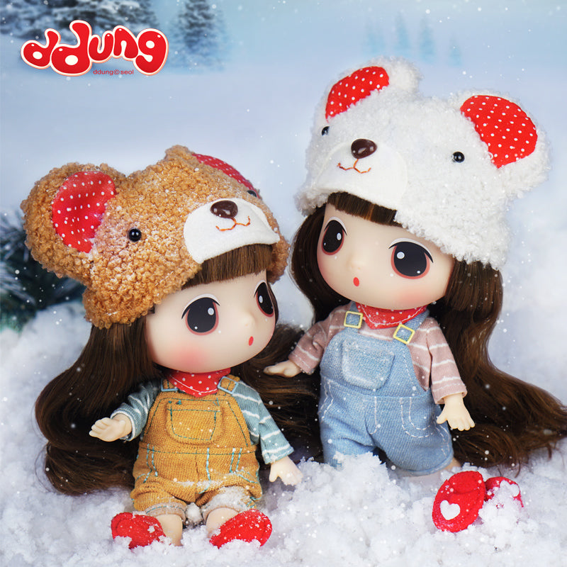 Muñeca original Ddung Doll osito con capucha Newplay - detalle ojos kawaii